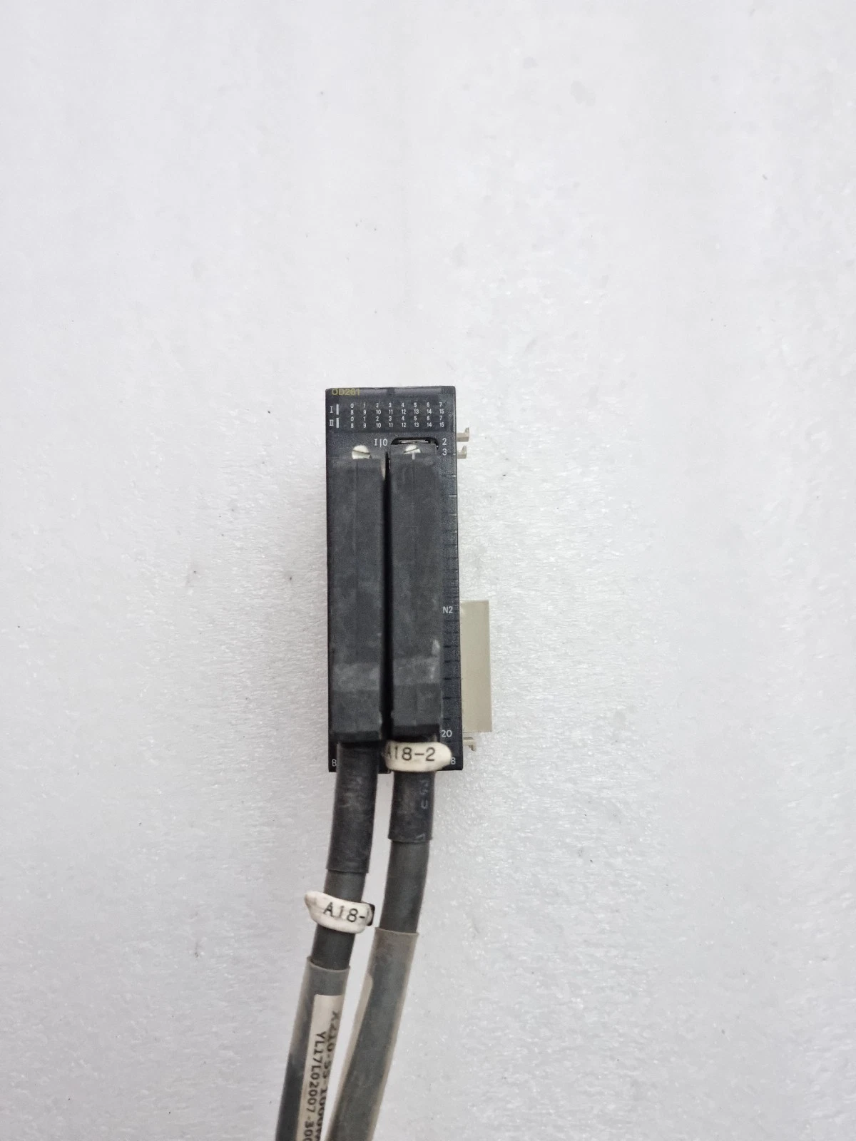 Omron CJ1W-OD261 Output Unit 24Vdc With Connector CJ1WOD261